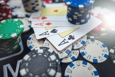 humastoto mobile app interface showing live dealer tables and sportsbook menu